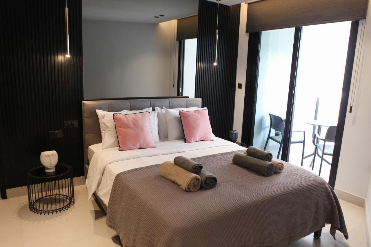 Raam Luxury Suites Ларнака Екстер'єр фото